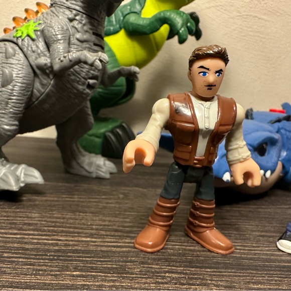Jurassic World imaginext T-Rex Dinosaur lot with figures + - Picture 5 of 9